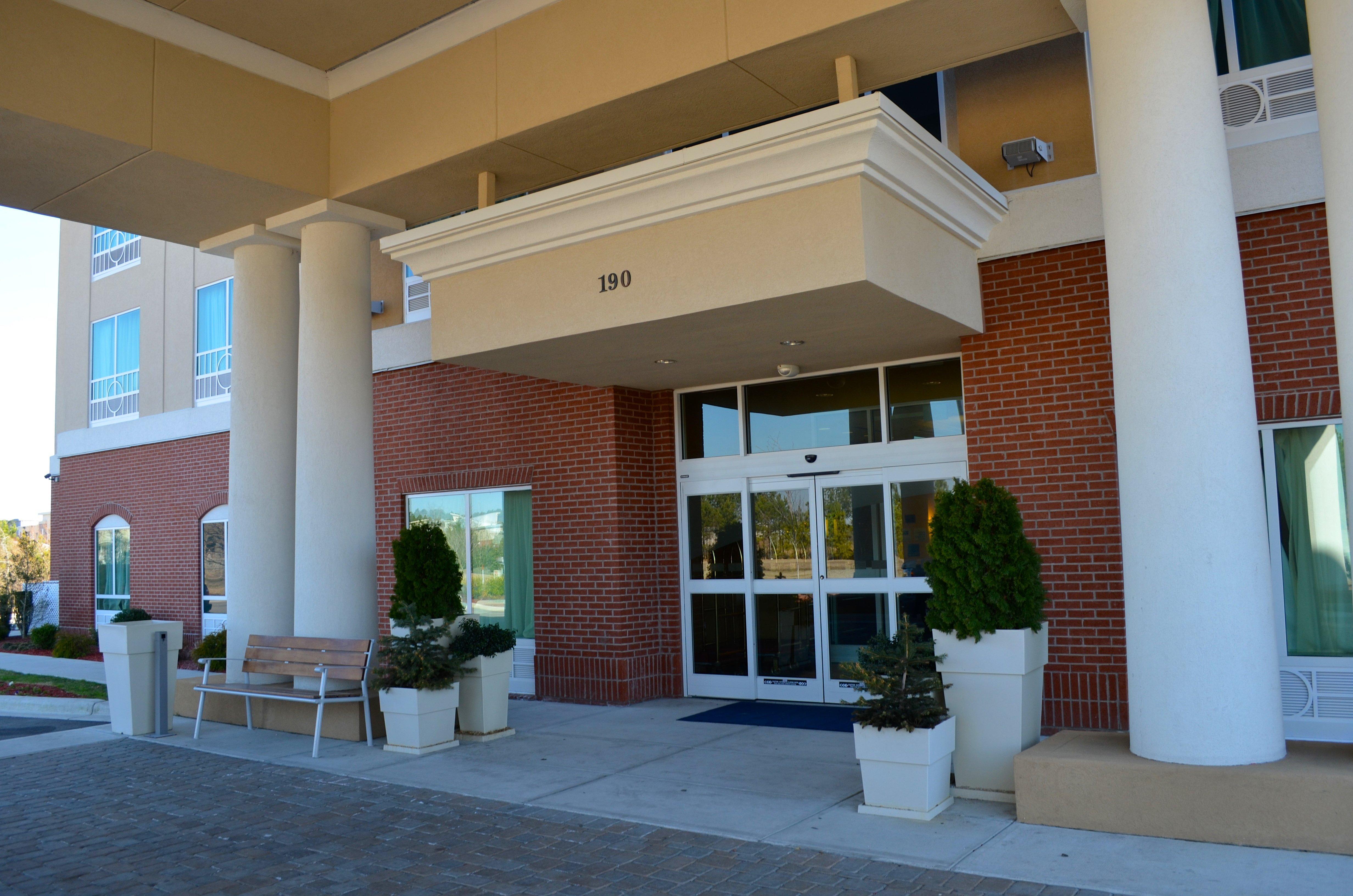 Holiday Inn Express & Suites - Smithfield/Selma By Ihg Esterno foto