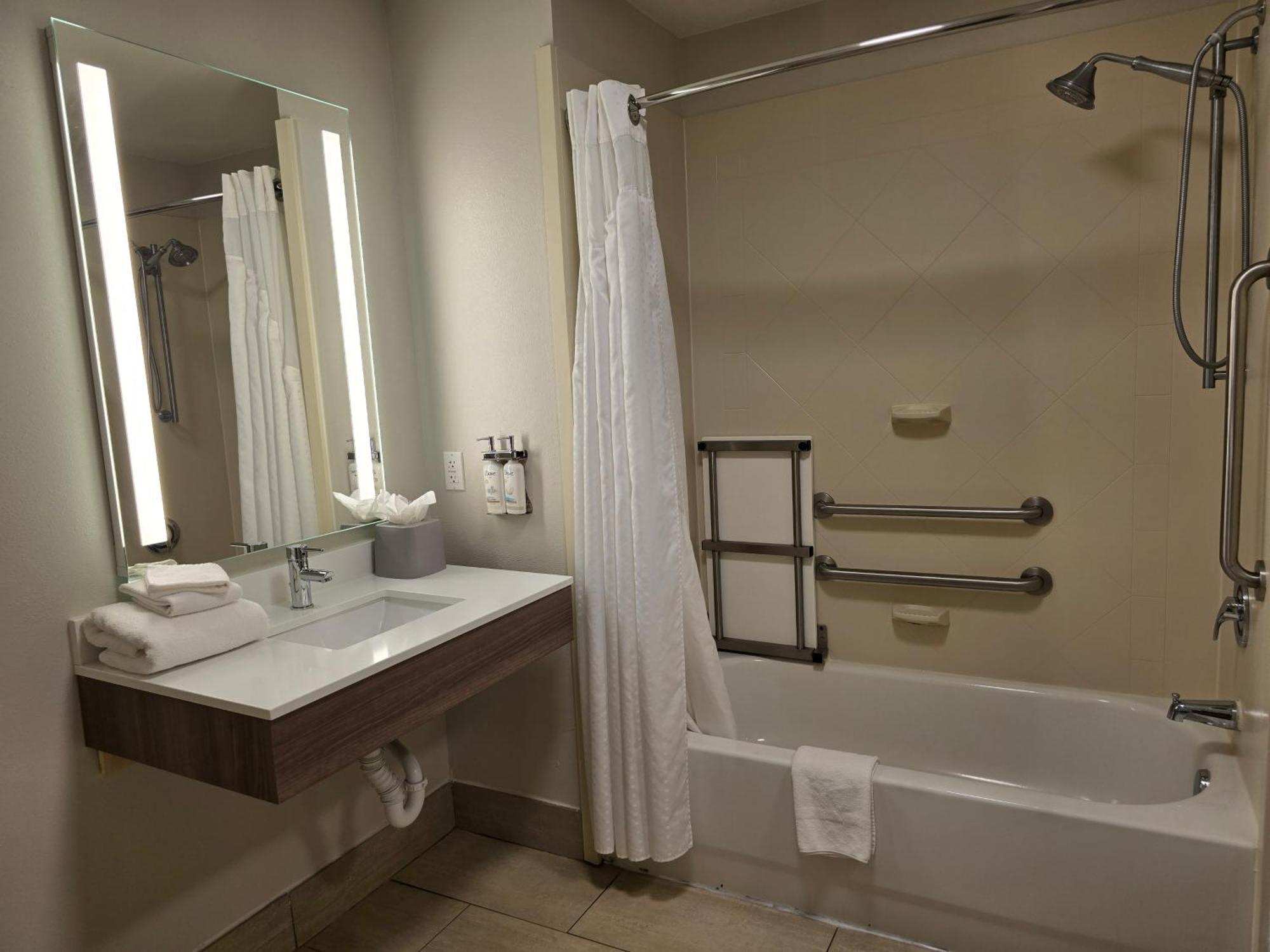 Holiday Inn Express & Suites - Smithfield/Selma By Ihg Esterno foto