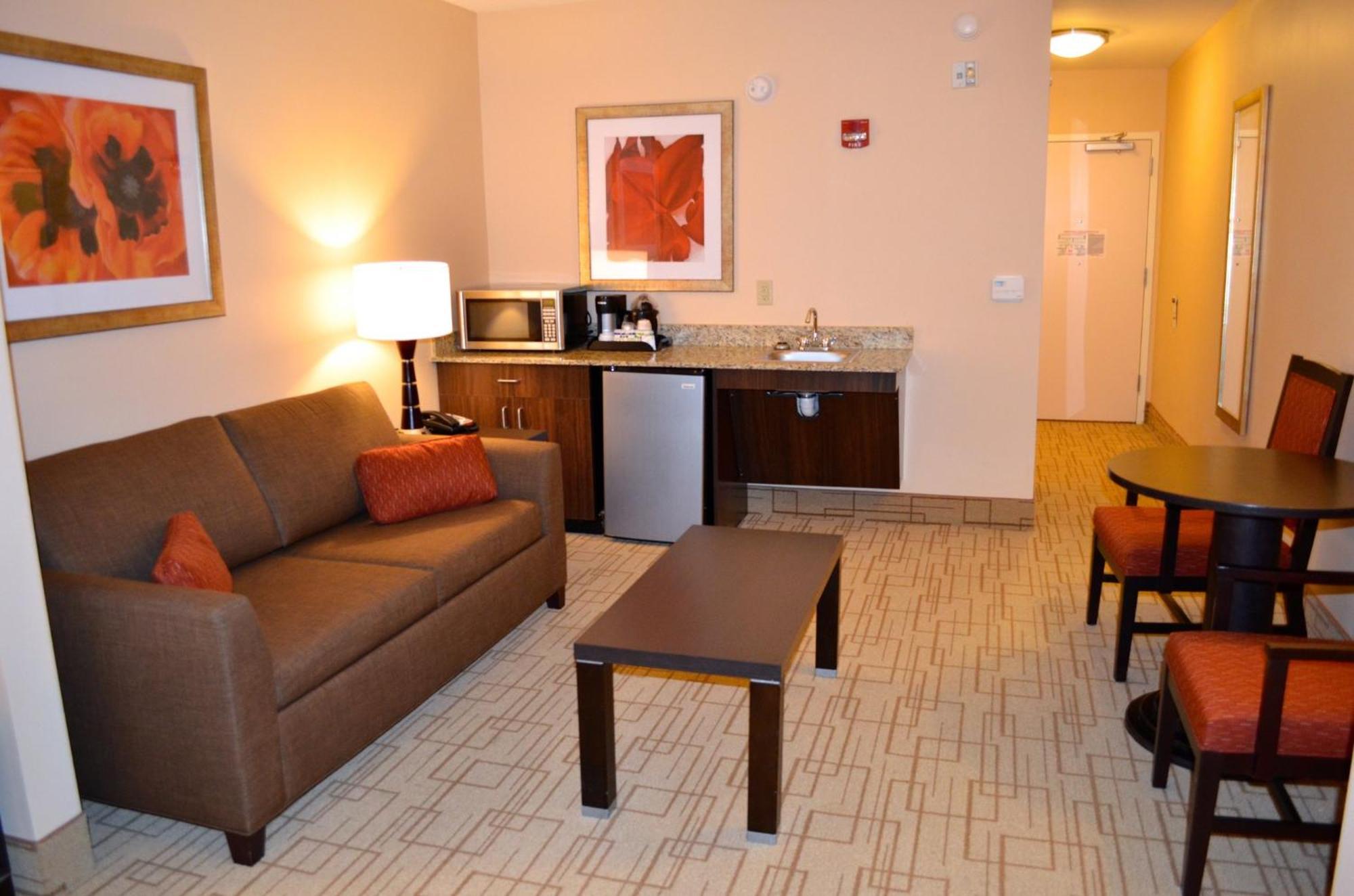 Holiday Inn Express & Suites - Smithfield/Selma By Ihg Esterno foto