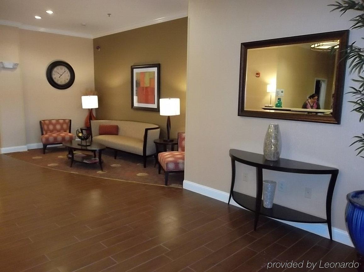 Holiday Inn Express & Suites - Smithfield/Selma By Ihg Interno foto